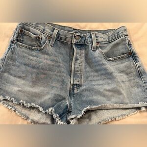 Women Levi’s Boot Cut Light Blue Denim Button Shorts